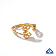 22 karat gold ring with twisted wire detailing